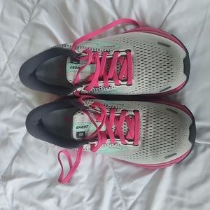 Brooks ghost 14 womens 6.5 neutral cushion
